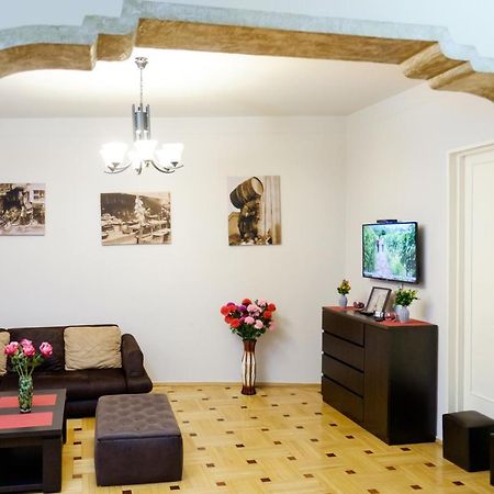 Apartment Rome Tbilisi ภายนอก รูปภาพ