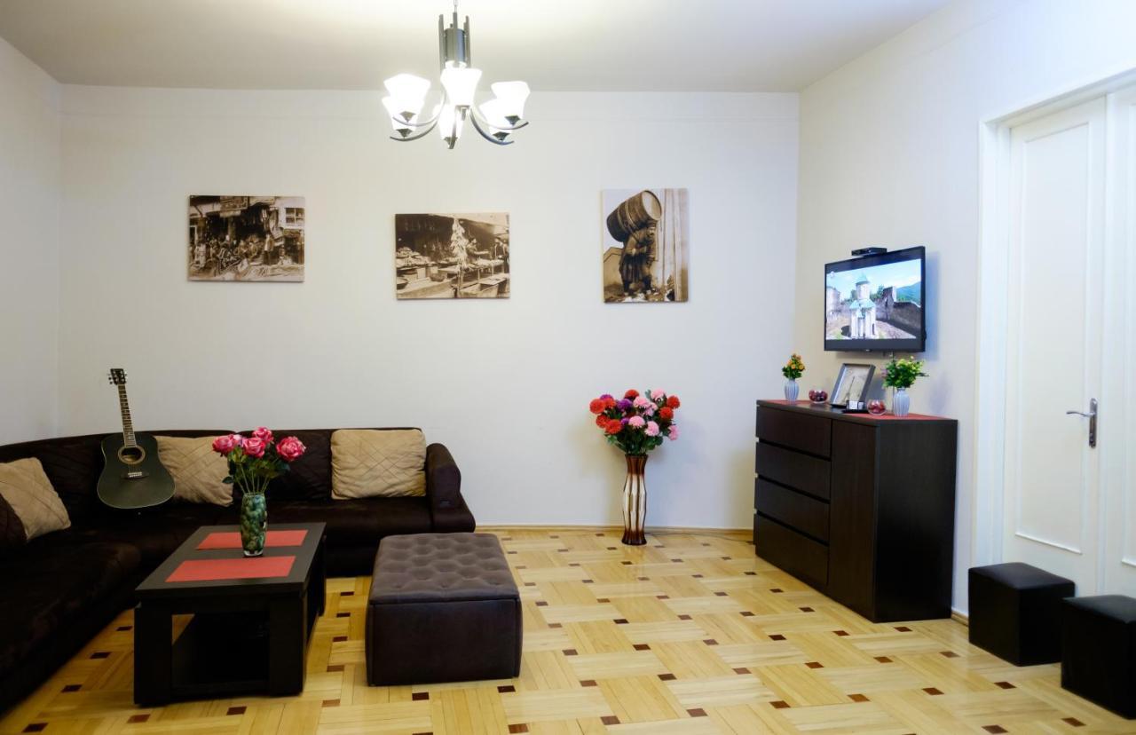 Apartment Rome Tbilisi ภายนอก รูปภาพ